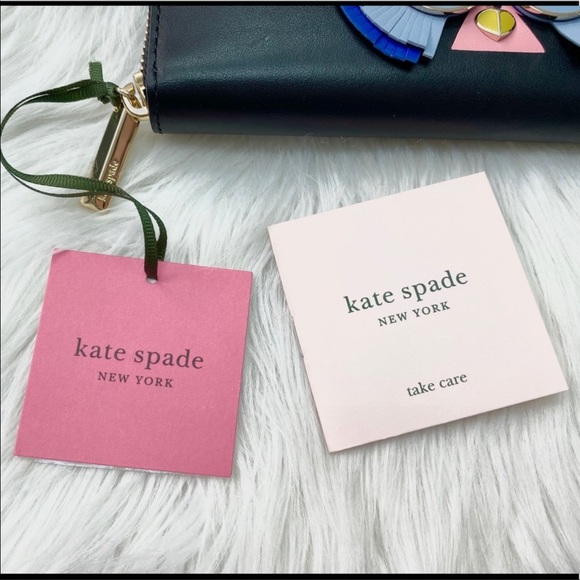 ❄️🚙 SOLD - KATE SPADE Zip Wallet 🚙❄️ - Picture 14 of 15